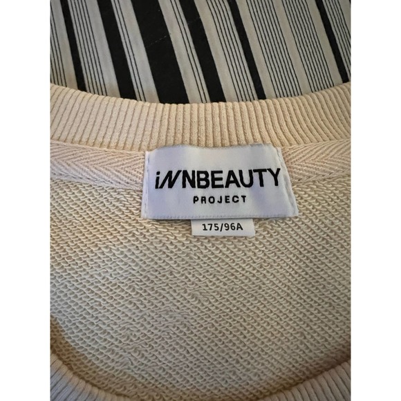 NWOT INNBEAUTY Project Sweatshirt one size - Picture 4 of 4